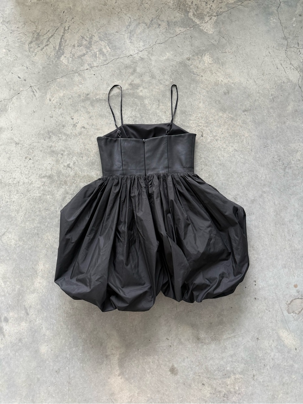 Alice + Olivia Black Mini Bubble Dress - Picture 4 of 10